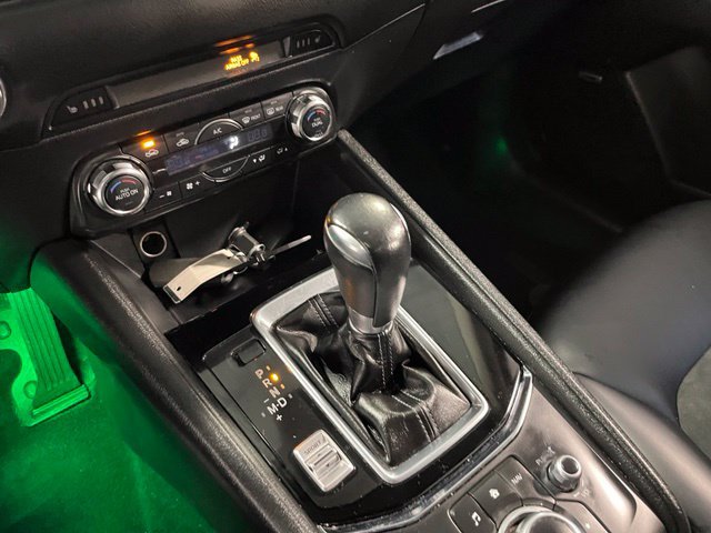 Used 2018 MAZDA CX-5 Touring w/ Preferred Equipment Package FWD image 30