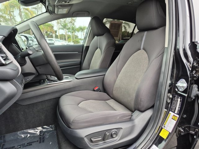Used 2024 Toyota Camry LE FWD image 11
