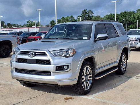 Certified 2023 Toyota 4Runner TRD Sport AWD/4WD image 3