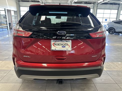 Used 2024 Ford Edge SEL w/ Convenience Package image 15