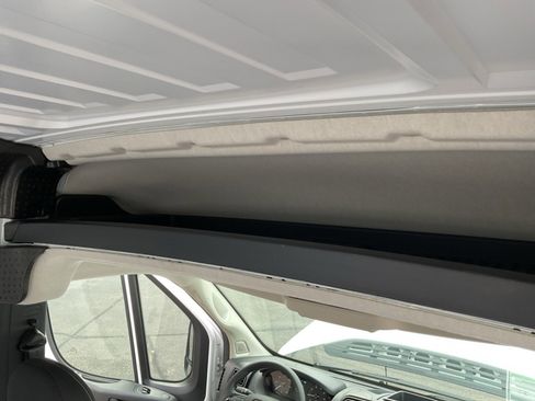 Used 2025 RAM ProMaster 2500 w/ Convenience Group image 19