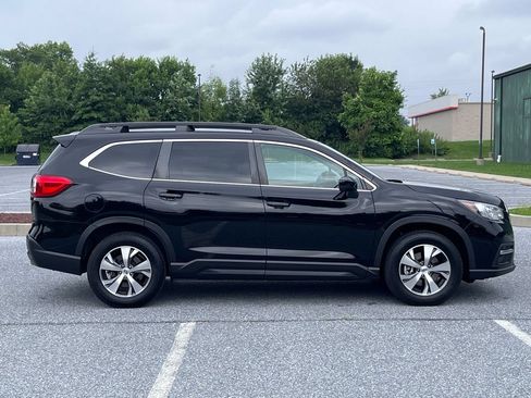 Used 2022 Subaru Ascent Premium w/ Convenience Package AWD/4WD image 9
