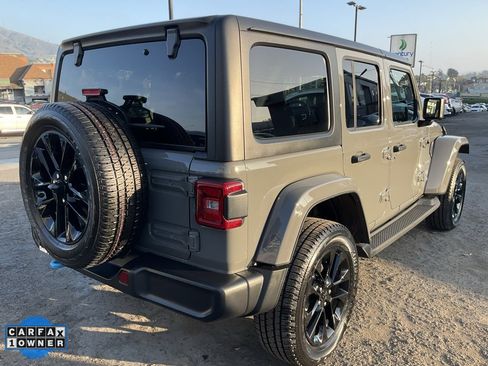 Used 2022 Jeep Wrangler Unlimited Sahara w/ Cold Weather Group image 76