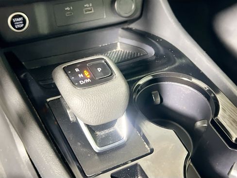 Used 2023 Nissan Rogue S FWD image 25