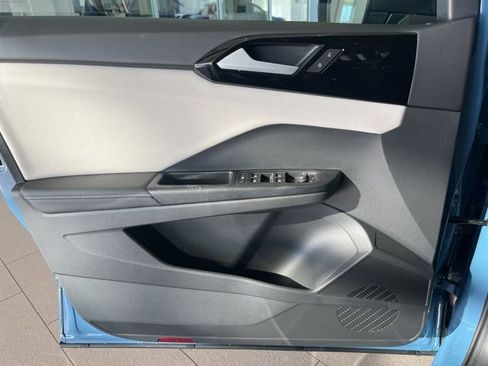 New 2026 Volkswagen Taos S image 6