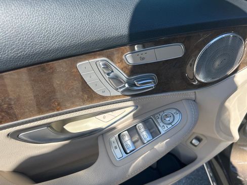 Used 2016 Mercedes-Benz C 300 4MATIC Sedan image 10