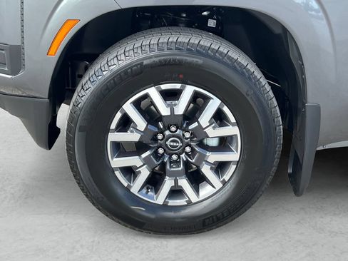 New 2026 Nissan Frontier SV w/ SV Convenience Package RWD image 24