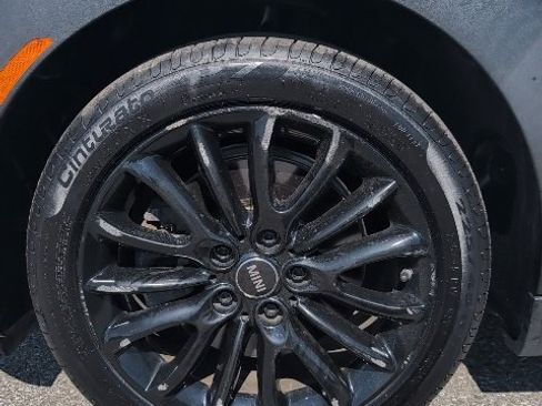 Used 2017 MINI Cooper Clubman S image 22