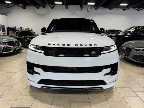 Used 2024 Land Rover Range Rover Sport Dynamic SE AWD/4WD image 10
