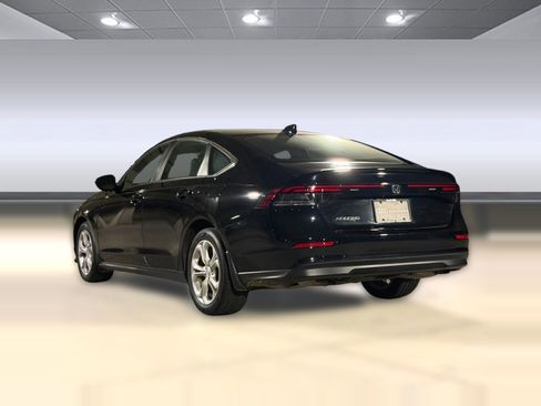Used 2023 Honda Accord LX image 3