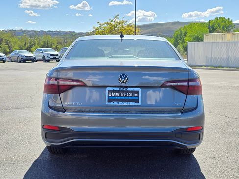 Used 2024 Volkswagen Jetta SE w/ Black Wheel Package FWD image 35