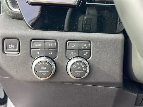 New 2026 GMC Sierra 1500 Elevation w/ Elevation Premium Package AWD/4WD image 27