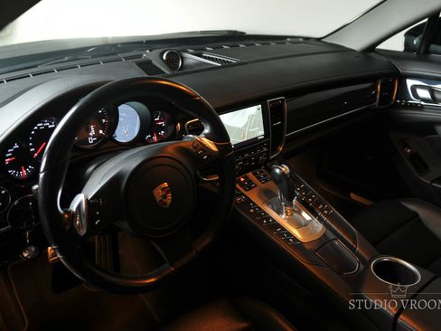 Used 2012 Porsche Panamera S image 4