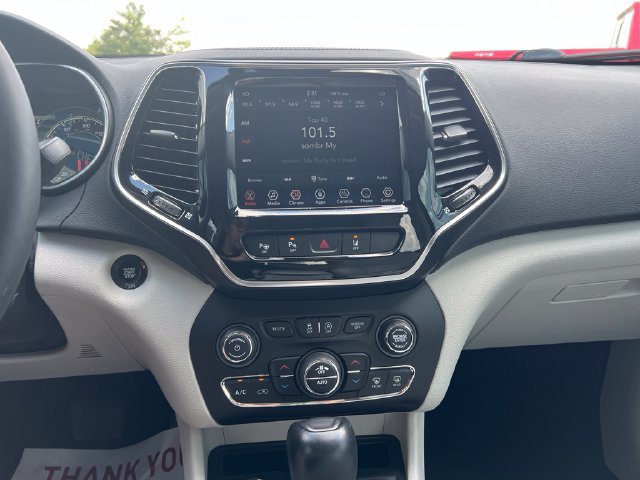Used 2021 Jeep Cherokee Limited AWD/4WD image 14