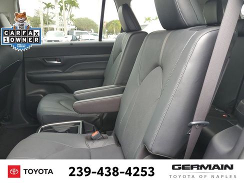 Used 2024 Toyota Grand Highlander Platinum image 19