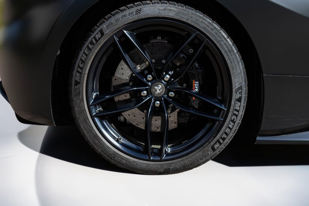 Certified 2018 Ferrari 488 GTB RWD image 61
