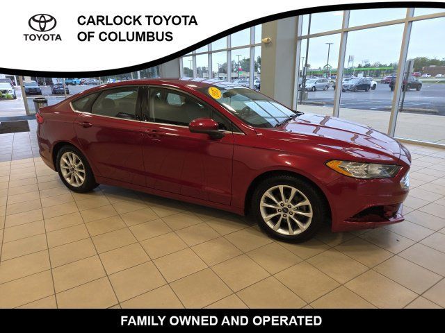 Used 2017 Ford Fusion SE w/ Fusion SE Technology Package FWD image 6