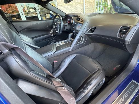 Used 2017 Chevrolet Corvette Z06 image 25