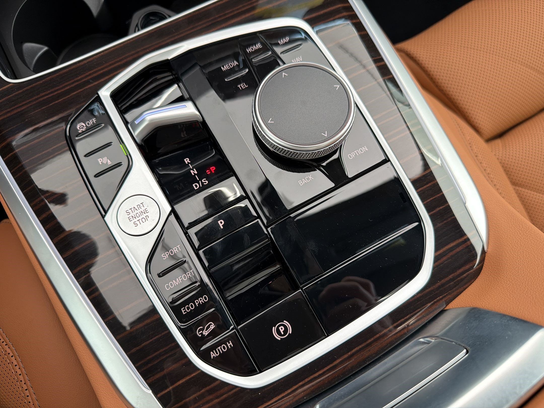New 2026 BMW X5 xDrive40i AWD/4WD image 18
