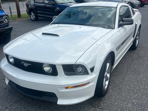 Used 2008 Ford Mustang GT RWD image 1