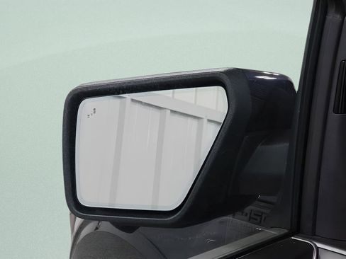 Used 2024 Ford F150 Lariat AWD/4WD image 25
