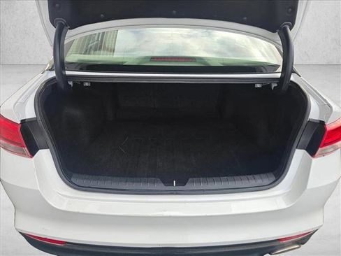 Used 2016 Kia Optima LX image 12