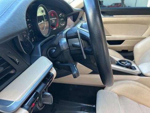 Used 2021 Porsche 911 Targa 4S Heritage Design image 43