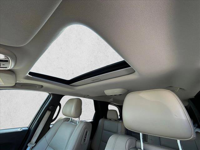 Used 2019 Dodge Durango Citadel w/ Technology Group RWD image 16