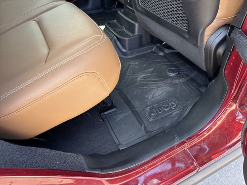 Used 2021 Jeep Wrangler Unlimited Rubicon image 24