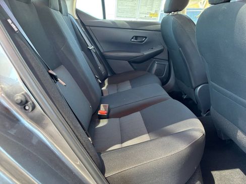 Used 2025 Nissan Sentra SV FWD image 22