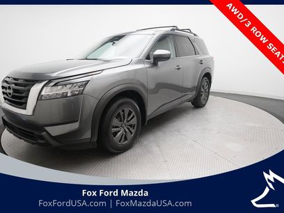 Used 2022 Nissan Pathfinder SV