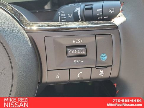 New 2026 Nissan Kicks SR image 13