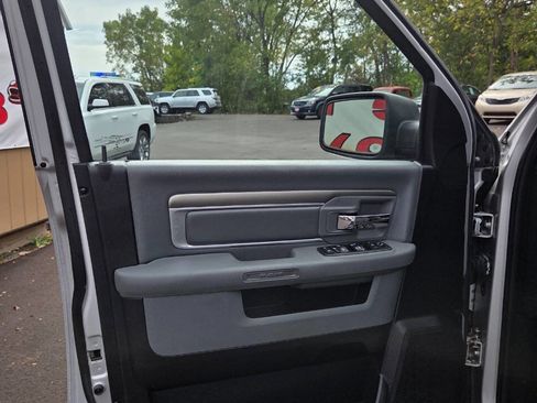 Used 2018 RAM 1500 Big Horn image 6