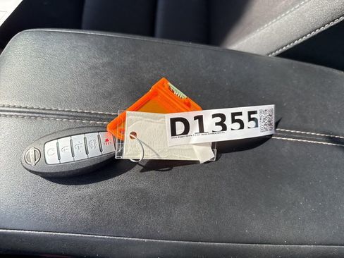 Used 2024 Nissan Altima 2.5 SV image 11