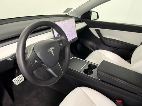 Used 2021 Tesla Model Y Performance AWD/4WD image 20
