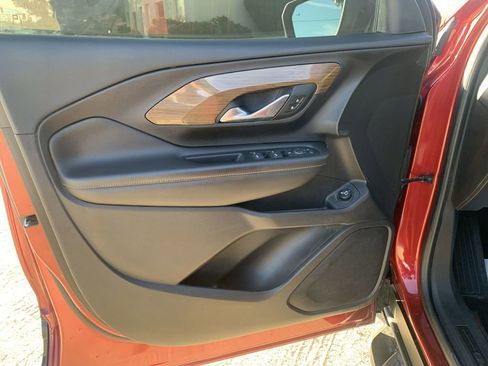 Certified 2018 GMC Terrain SLE w/ Driver Convenience Package image 21