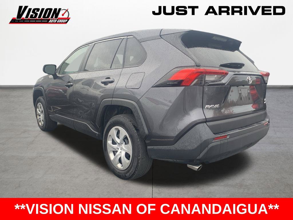 Used 2024 Toyota RAV4 LE AWD/4WD image 2