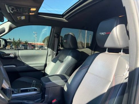 Used 2023 Toyota Tacoma TRD Pro AWD/4WD image 10