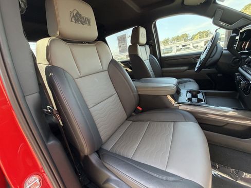 Used 2024 Chevrolet Silverado 2500 ZR2 w/ ZR2 Bison Edition image 24