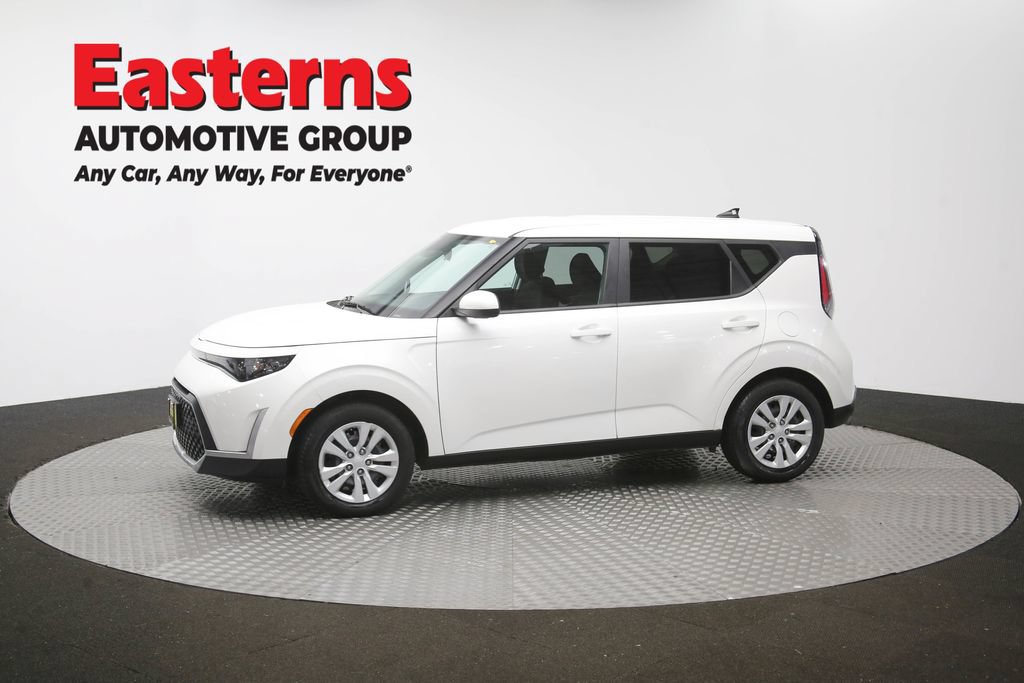 Used 2023 Kia Soul LX FWD image 59