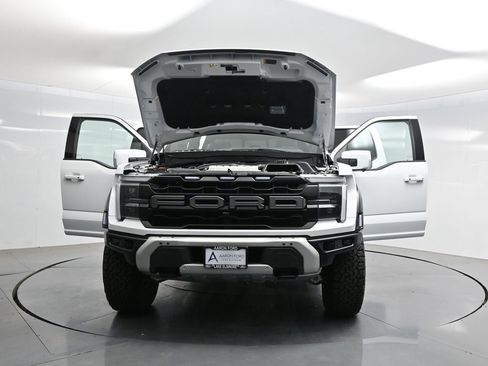 Used 2025 Ford F150 Raptor AWD/4WD image 36