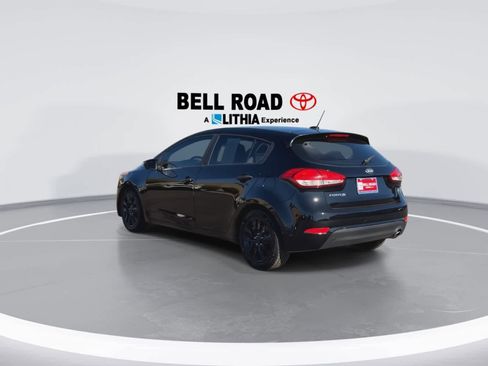 Used 2016 Kia Forte LX image 6