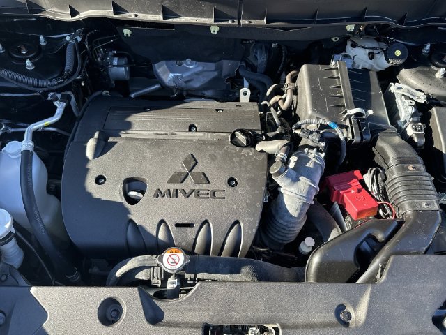 Used 2025 Mitsubishi Outlander Sport AWD image 26
