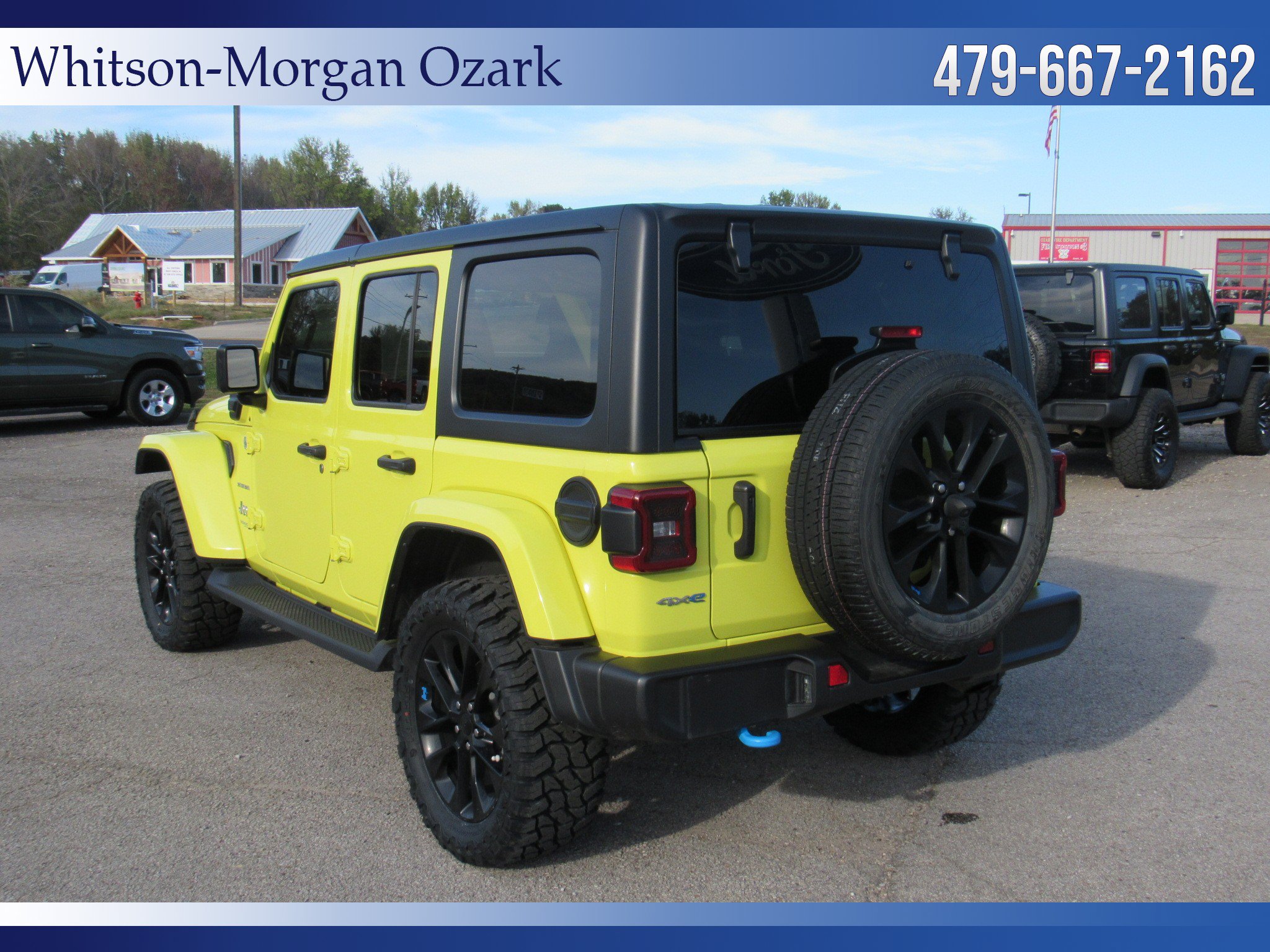 Used 2022 Jeep Wrangler Unlimited Sahara w/ Cold Weather Group AWD/4WD image 10