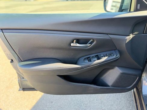 Used 2024 Nissan Sentra SV w/ All-Weather Package FWD image 9