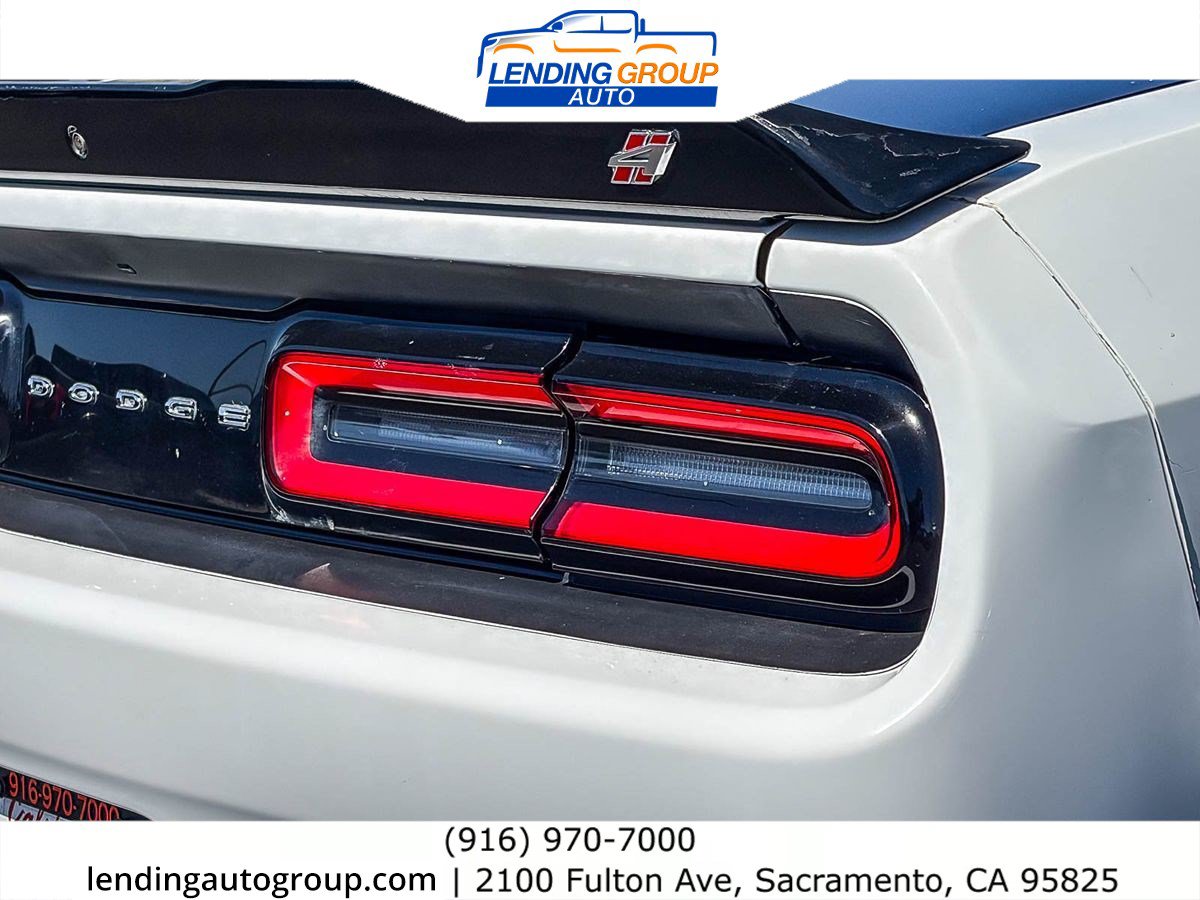 Used 2022 Dodge Challenger GT AWD/4WD image 8