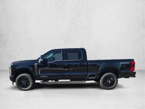 New 2026 Ford F250 Lariat w/ Black Appearance Package image 7