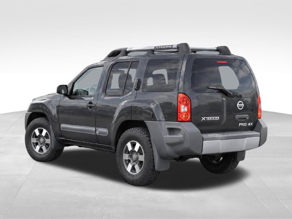 Used 2011 Nissan Xterra PRO-4X w/ Pro-4x Leather Pkg AWD/4WD image 4