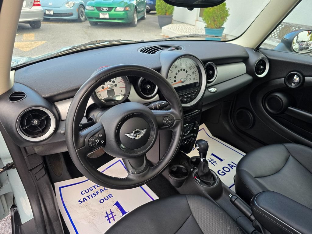 Used 2012 MINI Cooper Hardtop FWD image 9