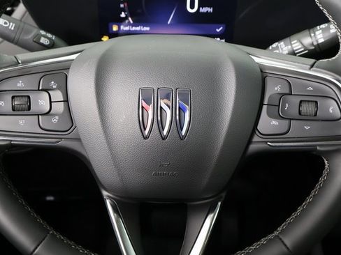 Used 2025 Buick Encore GX Avenir image 30